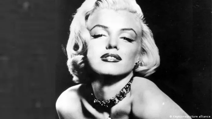 Marilyn Monroe's 'Blonde' arrives in Venice