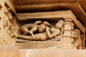 Because of This Erotic Idols Made in Khajuraho Temple, Know What is the Real Reason